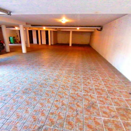 Aida 2 Apartamento *
